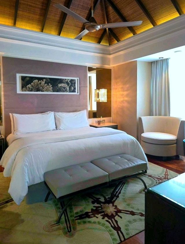 🌊 The Westin Langkawi, A Mid-March Getaway to Paradise with Friends. 🌴🥃🍀🧉🍢