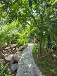 Omega Forest ร้านในป่า ร่มรื่น อาหารอร่อย