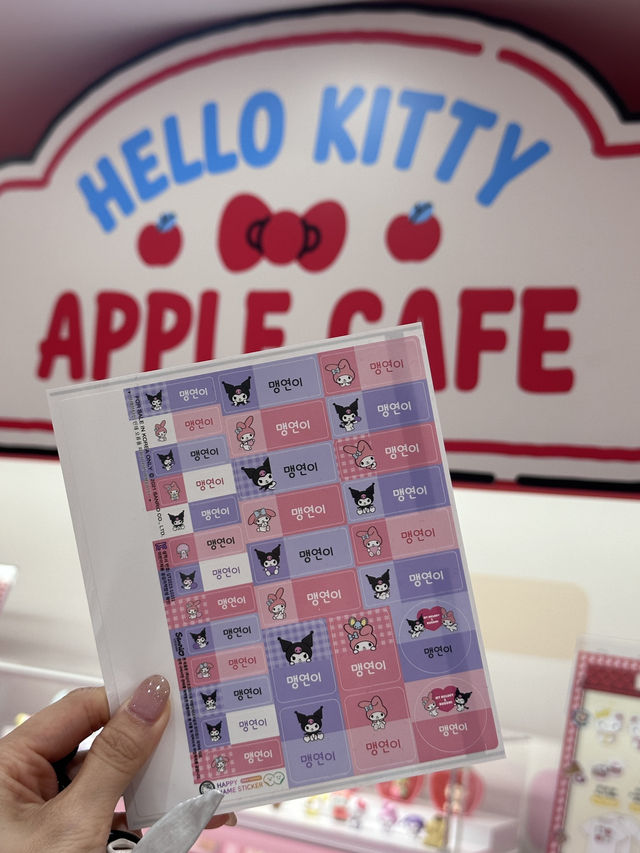 明洞hello kitty咖啡廳🍎☕️