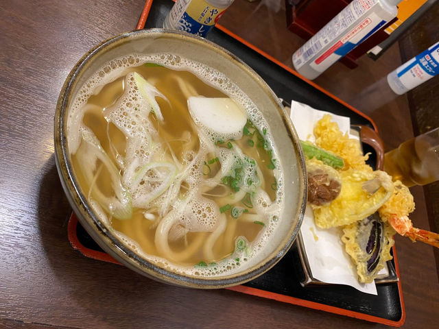 東京🇯🇵 目黑「こんぴら茶屋」咖哩烏龍麵