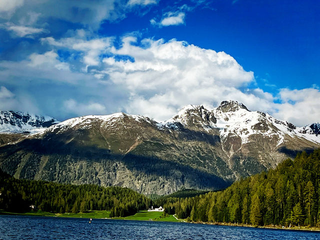 Lake St. Moritz – A Year-Round Alpine Icon