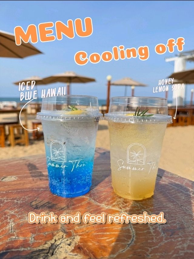 Cafe ริมหาดมองเห็นวิวเครื่องบิน