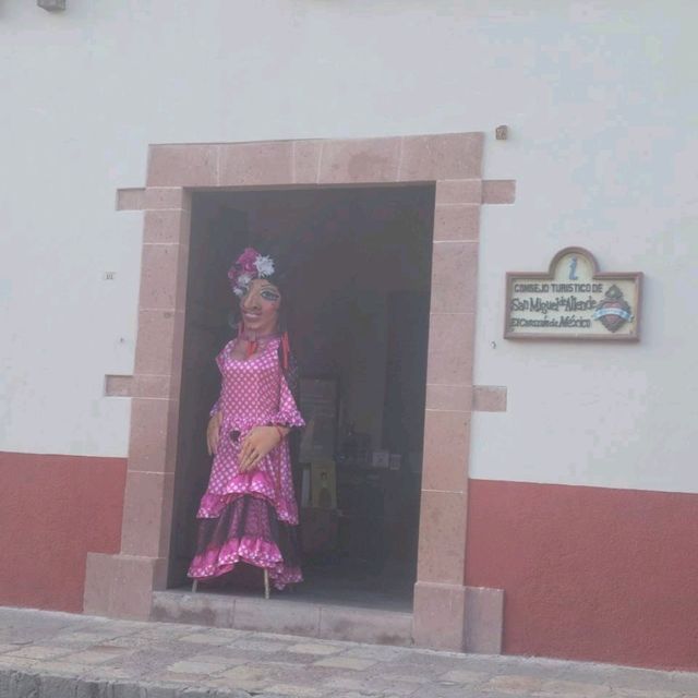 【サンミゲルデアジェンデ】Museo La Esquina