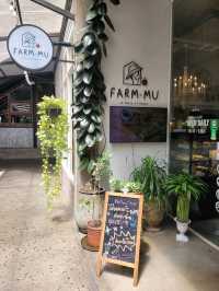 Farm Mu Cafe บางนา