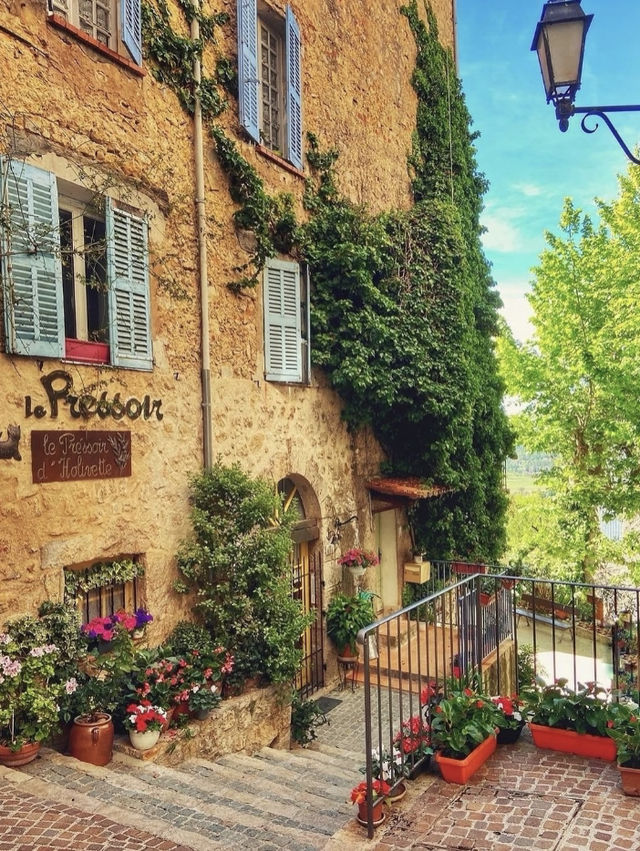 🇨🇭🇫🇷 瑞士+南法巴黎夏日絕美神仙線路 