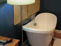 Blue Room: Naptel Changmoi 