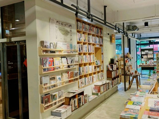 書店裡喝下午茶？耶魯認證的書店在竹北熱門景點