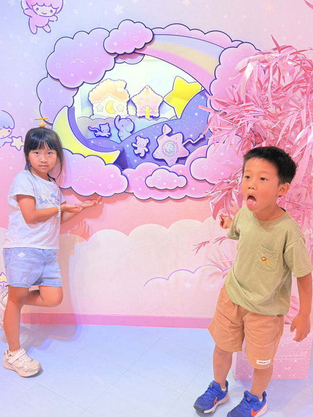 三麗鷗彩虹樂園 小女生的偶像及拍照景點