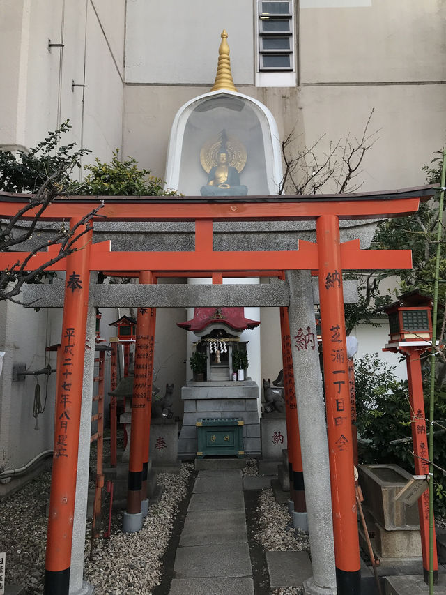 【東京田町 慶應大学三田キャンパスと慶應仲通り商店街】