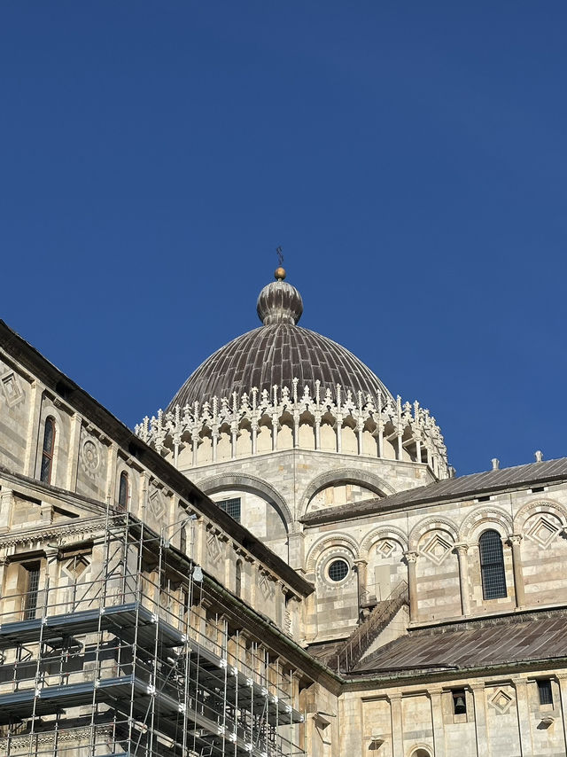 Pisa: Where Gravity Took A Vacation