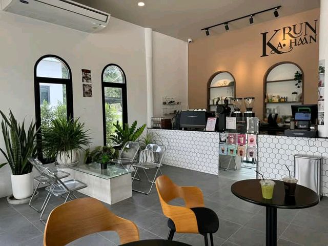 คาเฟ่ใกล้ชิดธรรมชาติที่ป่าละอู #หัวหิน จ.ประจวบฯ