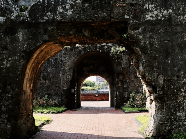 Historic morning walk in Intramuros!