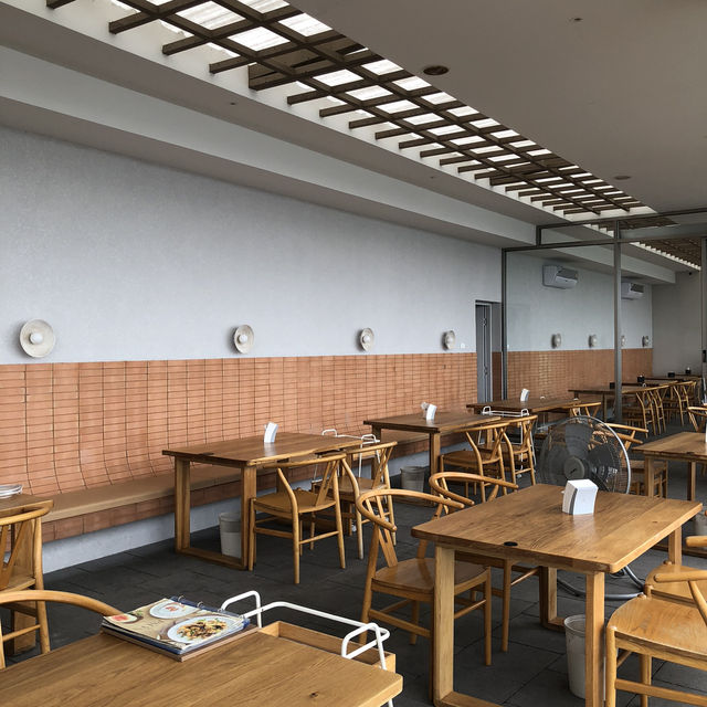 PALYN Cafe and Eatery