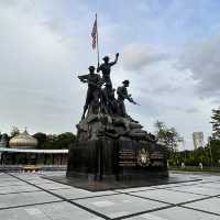Tugu Negara: A Solemn Solo Journey Through Malaysia's Fight for Freedom"** 🌿🕊️