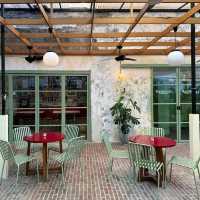 Neighboorhood food Cafe