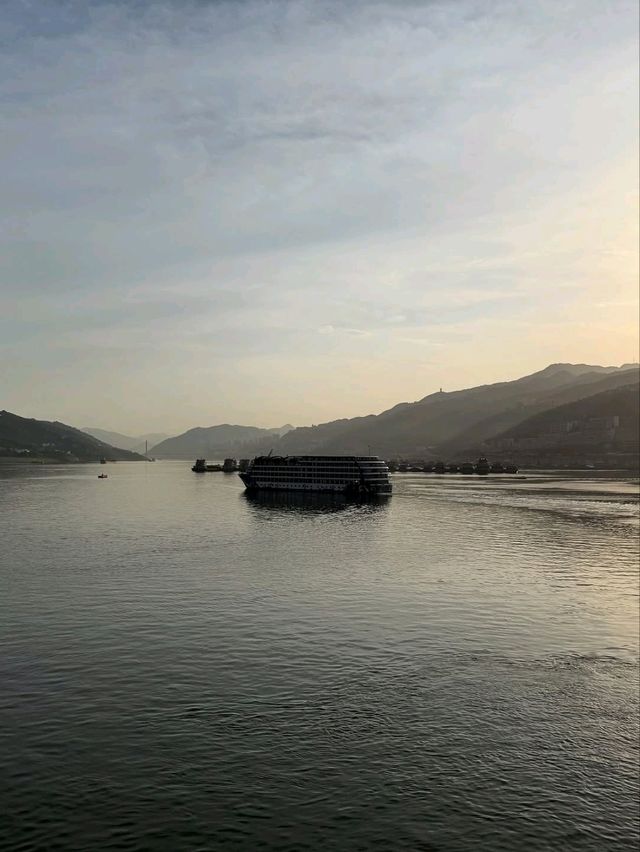 Cruisin the Yangtze River