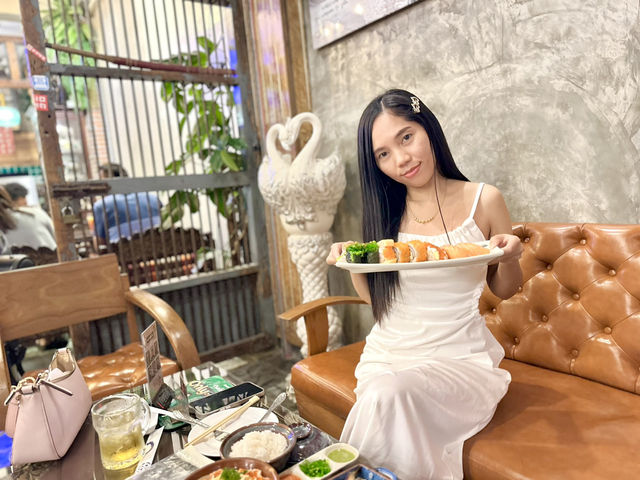 @Sushi Bar & Cafè บ่อวิน ศรีราชา ชลบุรี
