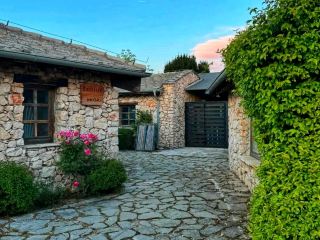 Međugorje: A Sacred Journey of Peace and Presence 