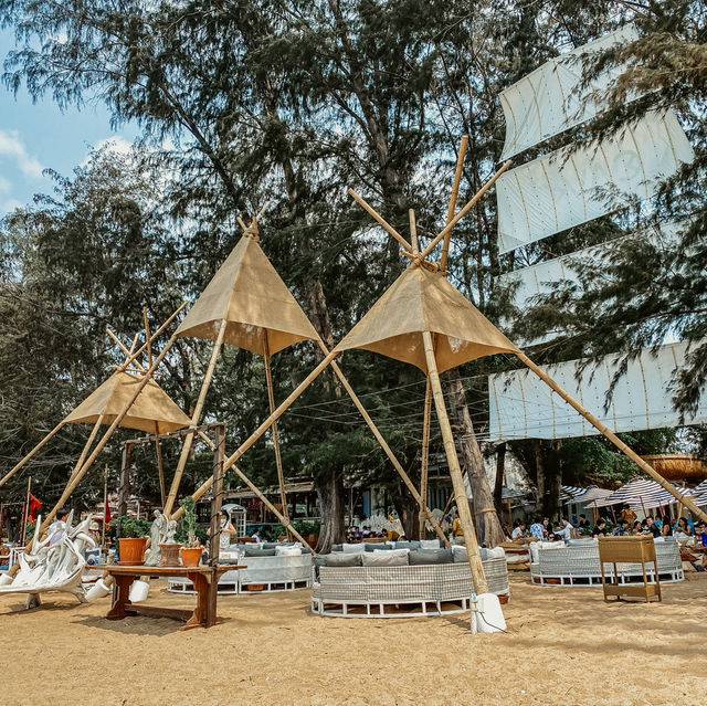 รีวิว Cave Beach Club – ร้านชิลริมทะเล