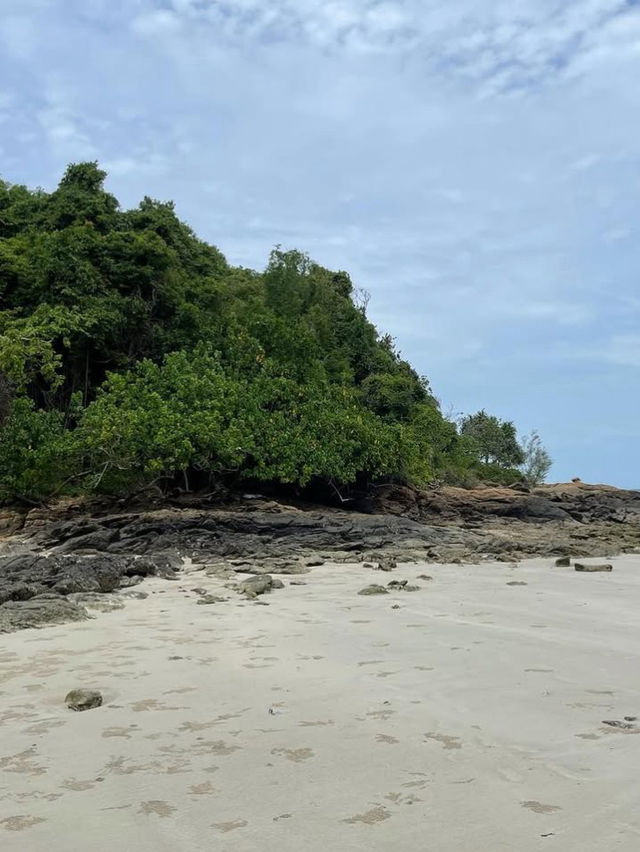 🏝เกาะเสม็ดสุดชิล 3 วัน 2 คืน งบ 2พัน