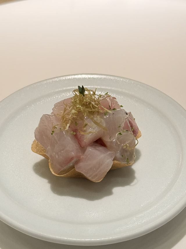 A Culinary Experience at Mosu in Hong Kong 🇭🇰  A Culinary Experience at Mosu in Hong Kong 🇭🇰