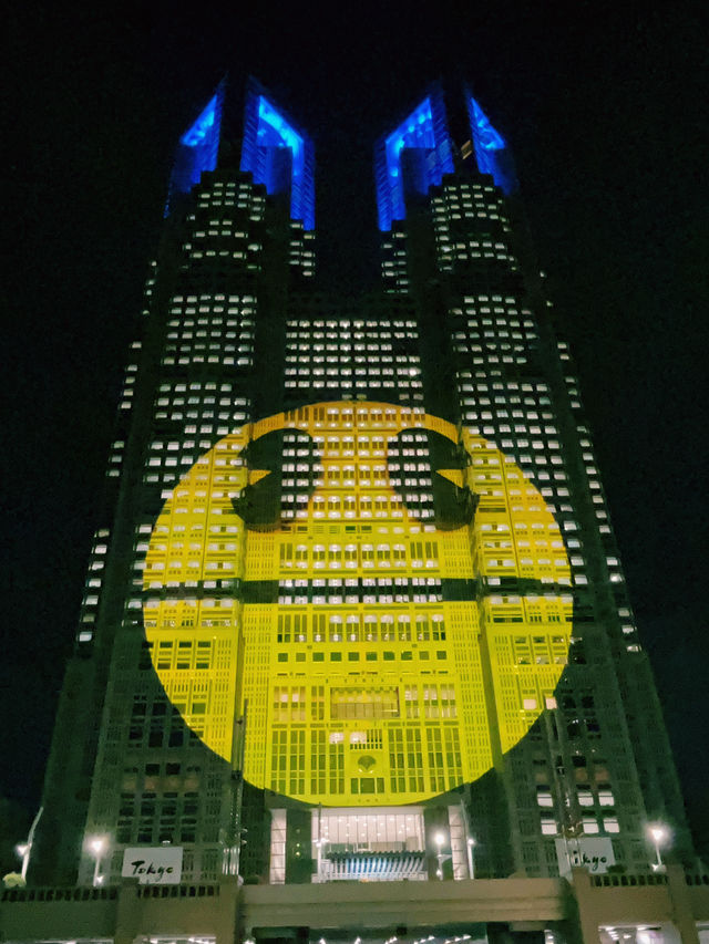 Urban Light Dreams: My Solo Night at the Tokyo Metropolitan Government Building Show