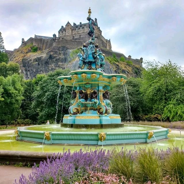 Its the jewel of Edinburgh for everyone. Filled with flowers, green fields, shady trees