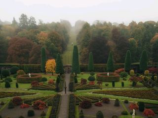 Strolling Through the Elegance of Drummond Castle Gardens