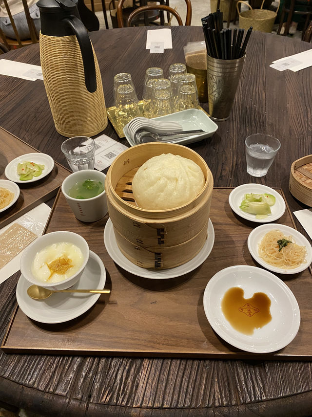 【東京都日本橋🇯🇵可視化飯店】東京駅の近くで楽しめる♪アジア料理と雑貨のお店