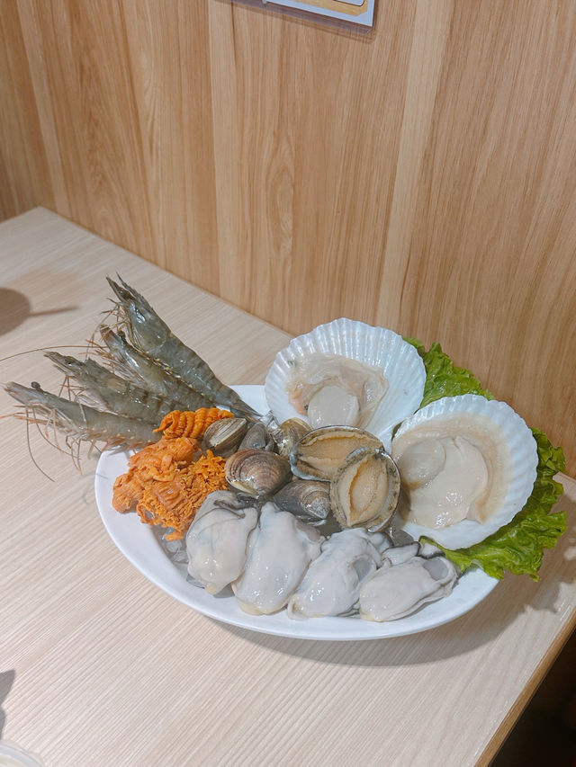 豐富精選海鮮拼盤