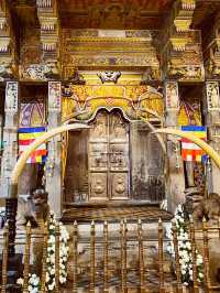 🇱🇰Sri Dalada Maligawa: Where the Sacred Tooth Relic Guards the Soul of Sri Lanka! 🙏