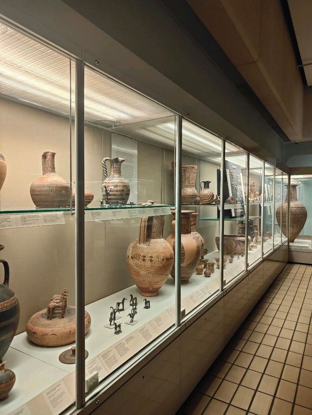 Clay Vessels of Ancient Life – Museum Reflection Clay Vessels of Ancient Life – Museum Reflection
