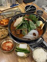 济州岛自然美景与烟火美食交织的舒心体验 💗