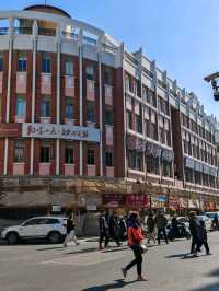 🏛️ Architectural Panorama: An Explorer's Perspective