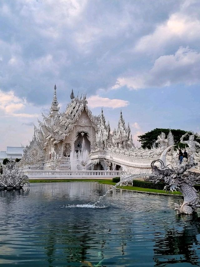 Chiang Rai’s White Temple Is Like Stepping Into Another World 🤍✨