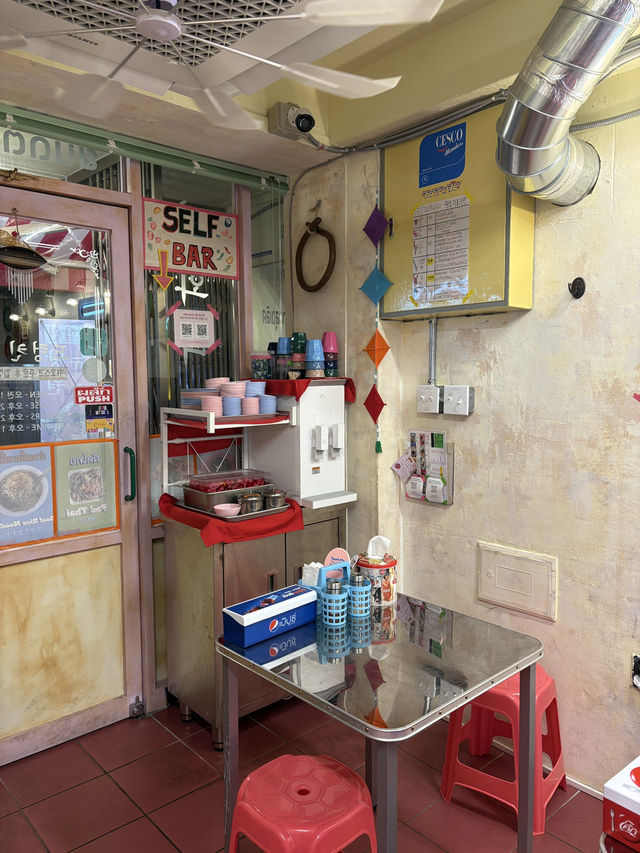 태둑 현지 식당 무드 10000% ‘드렁킨타이 사당점’🇹🇭 태둑 현지 식당 무드 10000% ‘드렁킨타이 사당점’🇹🇭