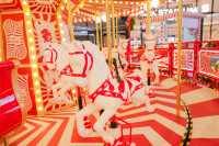 🎠全港首個商場戶外機動「炫夢旋轉木馬」