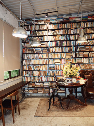 📍ngâm CAFE | Ho Chi Minh City 🇻🇳
If you're looking for a cafe that feels like you've stepped into another world, you should definitely save this one.
ngâm CAFE is a vintage cafe hidden in an alley, but once you walk in, it's like stepping back in time. From the vinyl record wall and floor-to-ceiling bookshelves to the fish tank corner and the small garden in the middle of the cafe, almost every corner is perfect for taking beautiful photos.
It's open 24 hours, so you can come here to work, read, or just relax late at night.
The drinks I ordered were beautifully decorated with plenty of fresh fruit, and the pastries were delicious, perfect to enjoy with your coffee.
⭐ What I loved most was the atmosphere. It's quiet, warm, and has a charm you can't find in typical cafes.
If you're in Ho Chi Minh City and want to escape the hustle and bustle of the big city, try visiting this cafe at least once. Guaranteed to leave you with beautiful photos and a great feeling.
Personal Ratings:
☕ Drinks 9.5/10
🥐 Bakery 9/10
📸 Photo Spots 10/10
🌿 Atmosphere 10/10
—
#HoChiMinh #Vietnam #NgamCafe #CafeHopping
