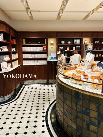 横浜🇯🇵】お土産におすすめ！🤍可愛すぎるホテル直営ショップ | Trip