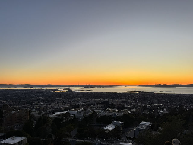 2025舊金山柏克萊大學最佳欣賞夕陽景點：Grizzly Peak Vista Point
