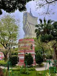 A stroll through the heart of Macau!