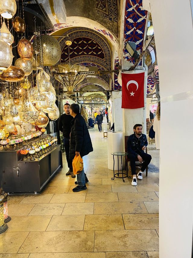 Finding Gems at Istanbul’s Grand Bazaar 