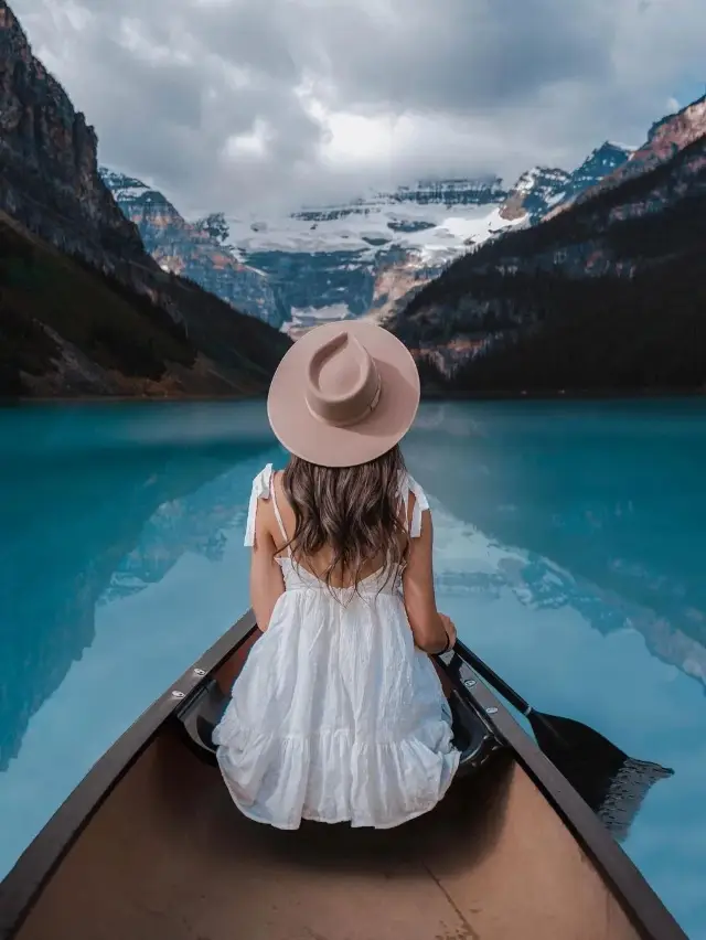 Lake Louise, Alberta, Canada