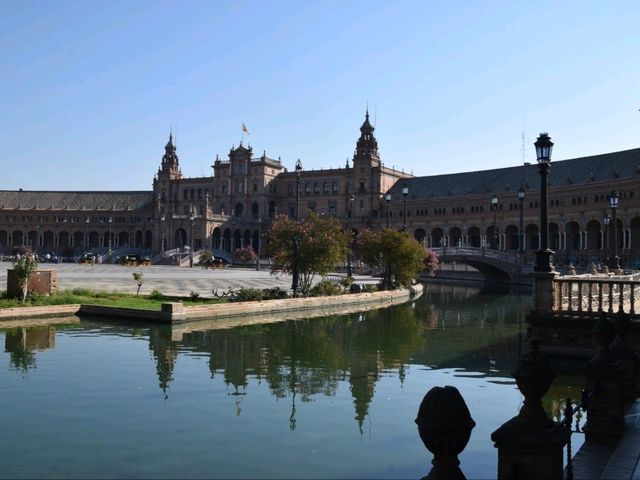 Amazing views of Plaza de España in Seville 🇪🇸