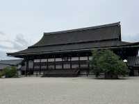 The Kyoto Imperial Palace (京都御所, Kyōto Gosho)