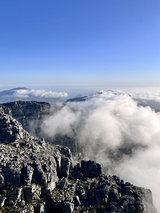 Climbing Table Mountain – Stairway to the Clouds ☁️ 