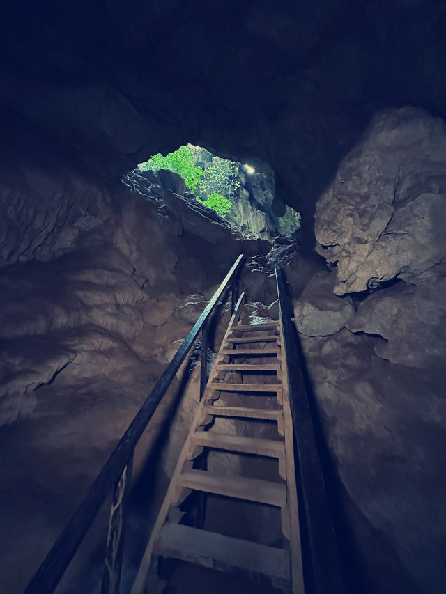 One of top 3 caves to visit in Sam Roi Yot National Park