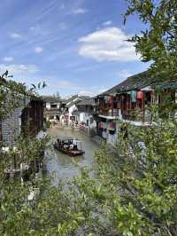 Zhujiajiao is an ancient water town located in the Qingpu District of Shanghai