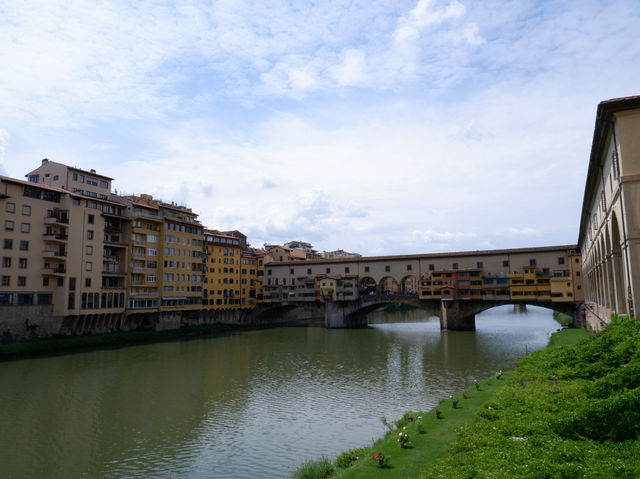 รีวิวท่องเที่ยว: Ponte Vecchio เสน่ห์แห่งสะพานเก่า