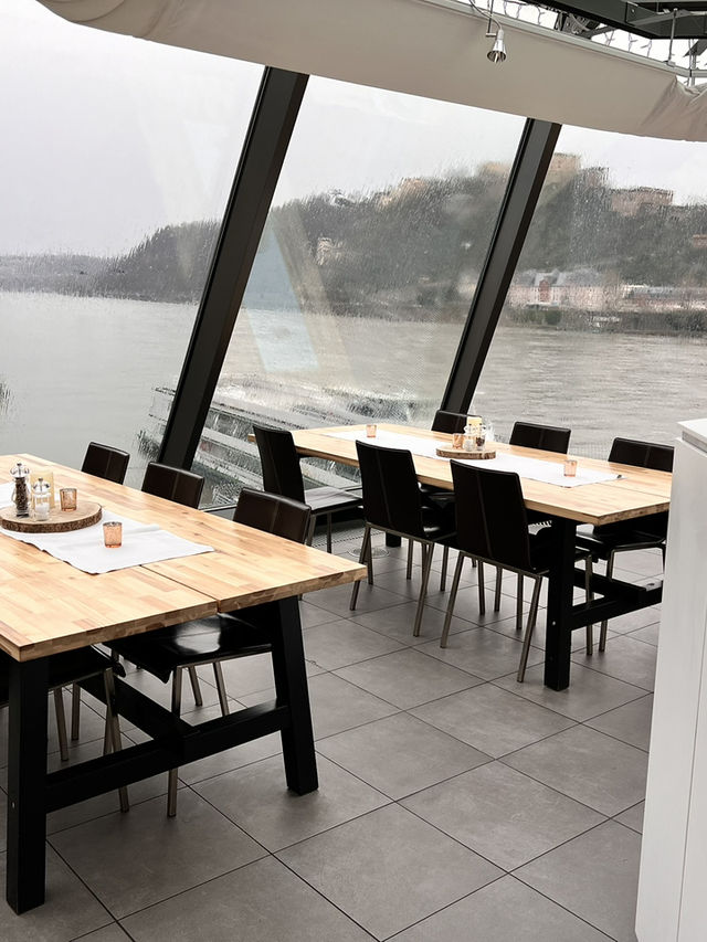 Dining on the Edge – A Culinary Gem at Pegelhaus Koblenz 🍽️🌊 
